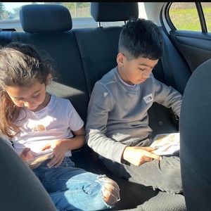 Meet your Posher, Maya jonás